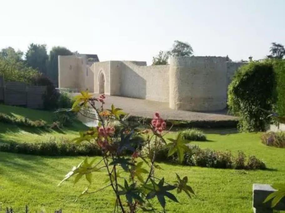 Petite Maison De Ville Au Calme Brie-Comte-Robert Zewnętrze zdjęcie